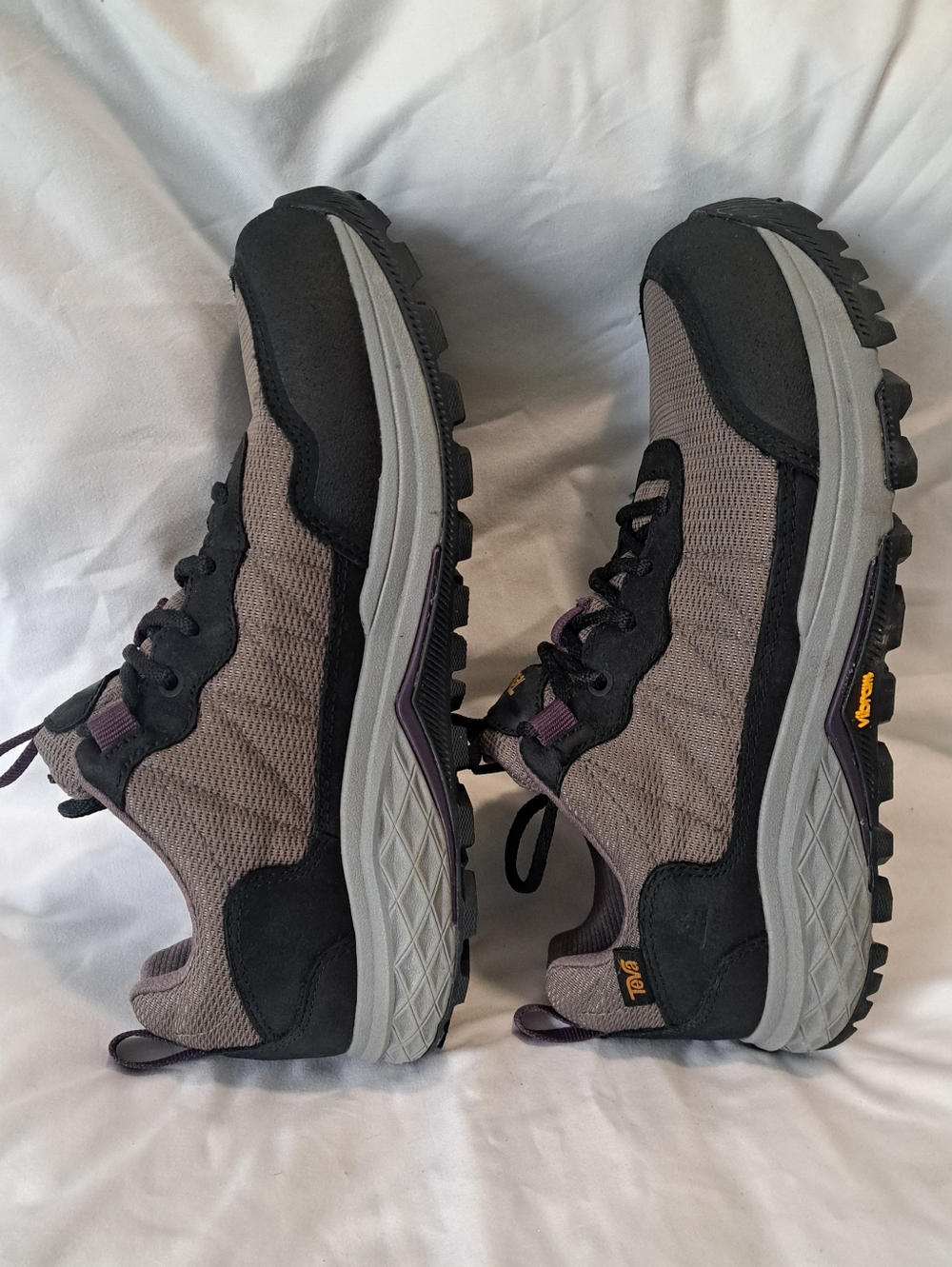 Women's Teva Ridgeview Waterproof Hiking Shoes - Picture 2 of 8